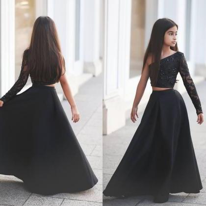 Black Flower Girls Dresses For Wedding Two Pieces..